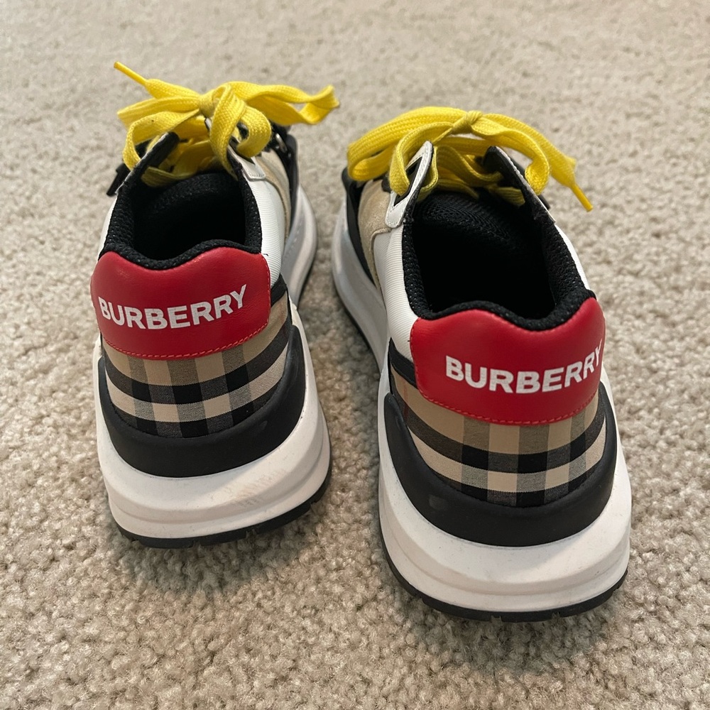 Womens Burberry Sneakers